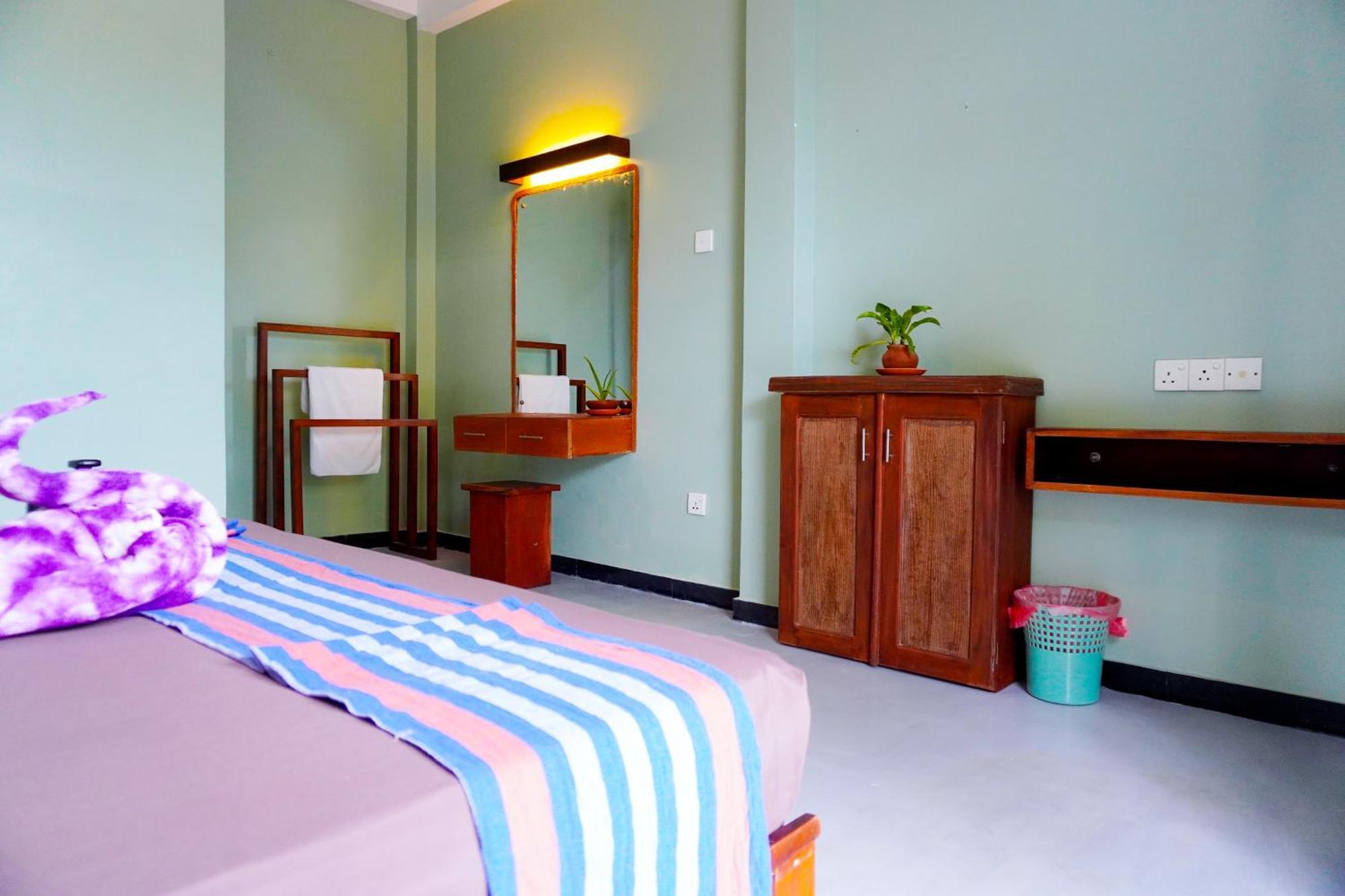 7Elements - Boutique Hotel & Restaurant เวลิกามา ภายนอก รูปภาพ