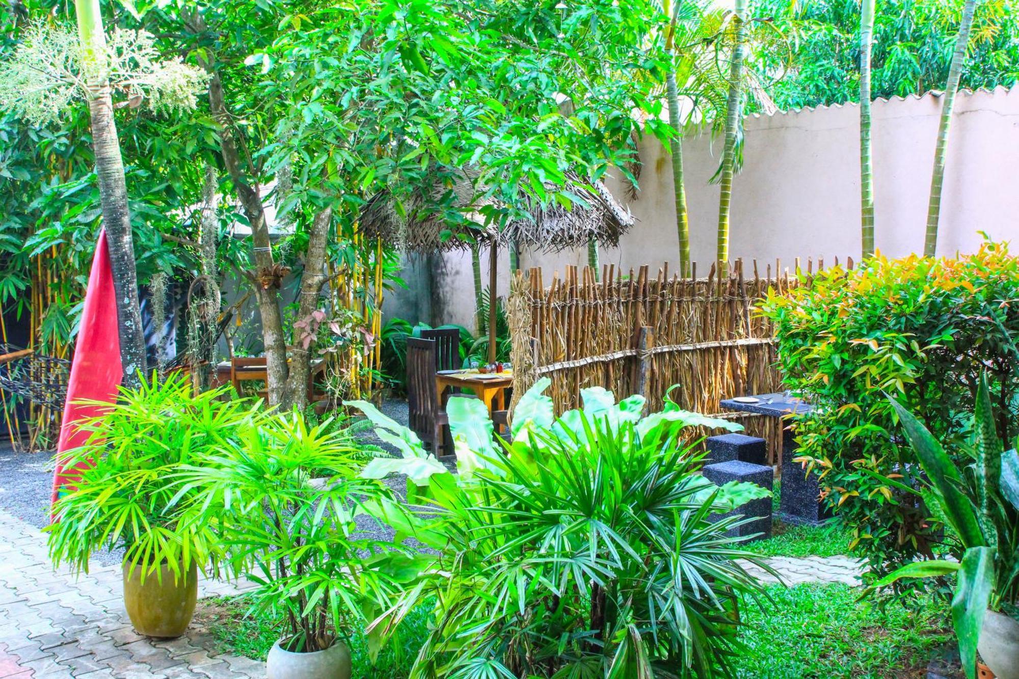 7Elements - Boutique Hotel & Restaurant เวลิกามา ภายนอก รูปภาพ